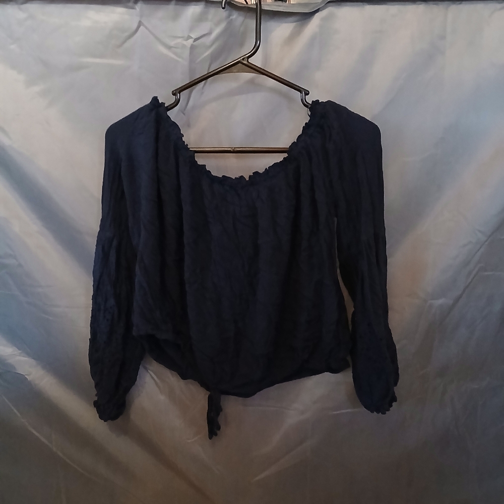4 Womens Tops Set - Picture 4 of 5